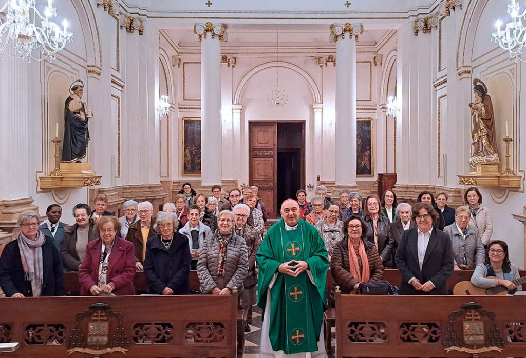 Encuentro del Arzobispo de Valencia con los Institutos Seculares de la diócesis